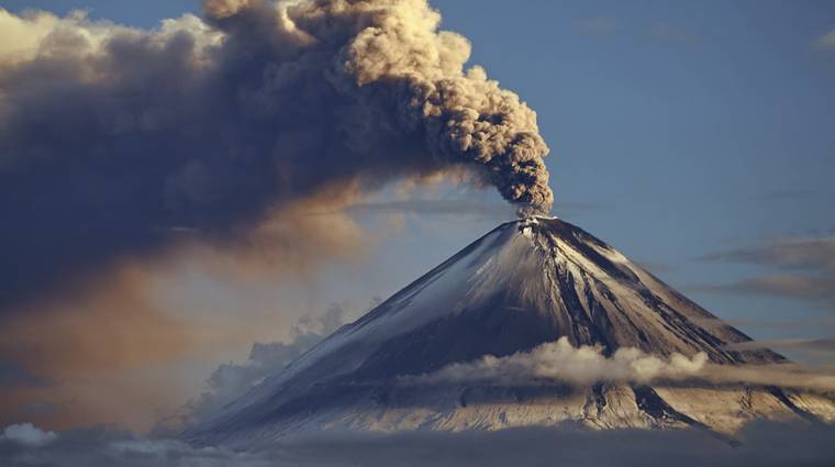 A Naprendszer egyik legnagyobb vulkánja lapul a Csendes-óceán mélyén kép