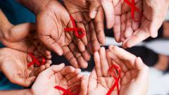 Továbbra is tünetmentes a HIV-ből kigyógyult kisgyerek kép