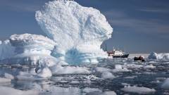 Közel százéves fotókat találtak az antarktiszi jégbe fagyva kép