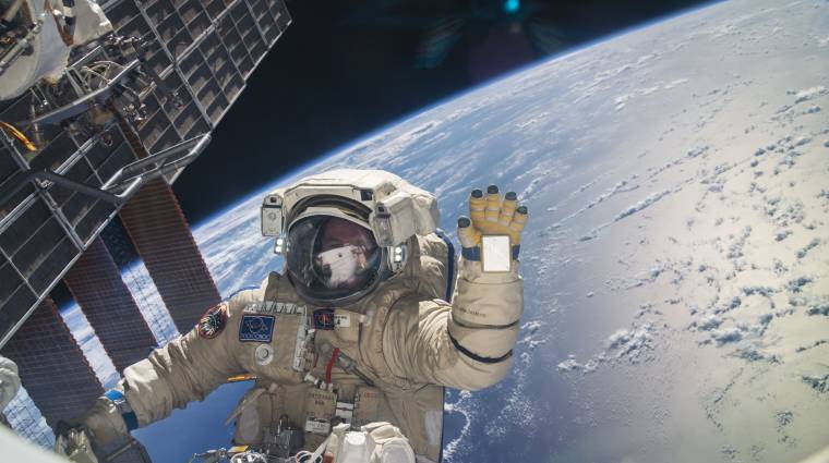 Oroszország kipaterolja az amerikaiakat a nemzetközi űrállomásról kép