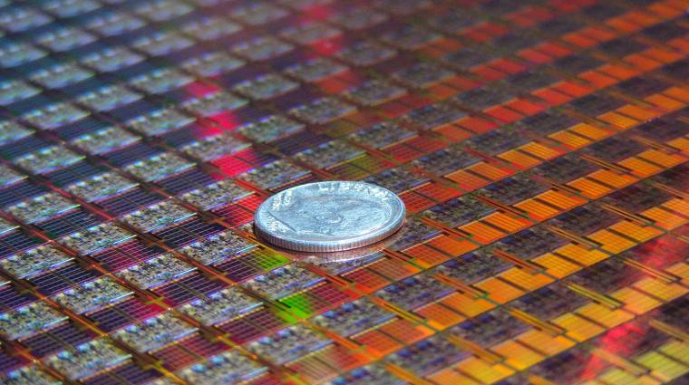 1,06 milliárd eurós rekordbüntetést kapott az Intel kép