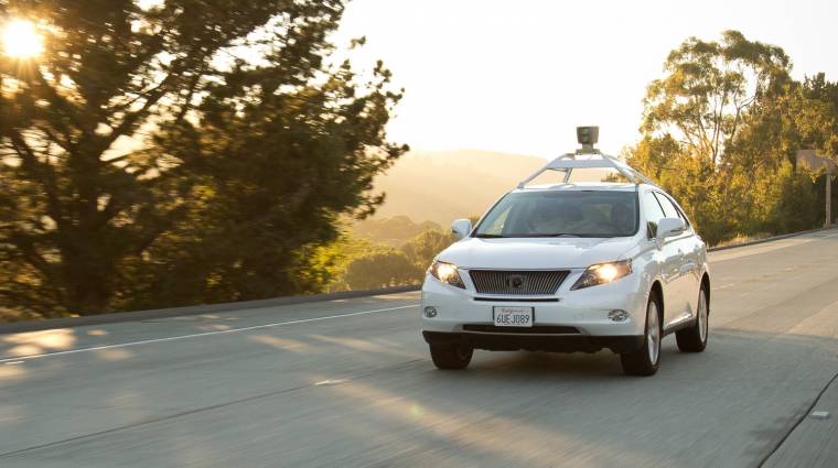 A Google 25 „robotautója” száguldozhat a kaliforniai utakon kép