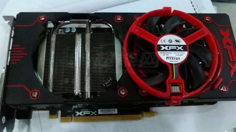 Elkészült az AMD Radeon R9 380X kép