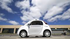 A Google autója lepipálja az igazi sofőröket kép