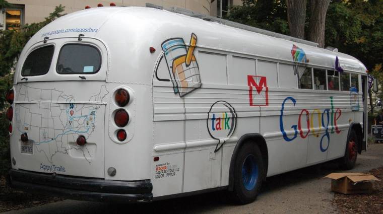 Buszos turnéra indul a Google terméktámogatása kép
