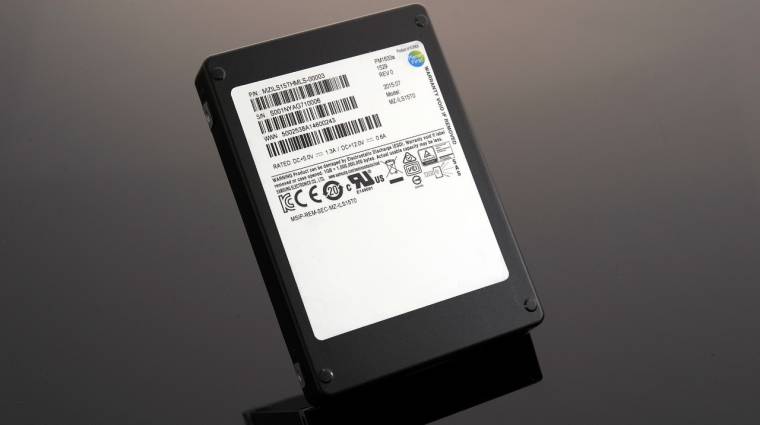 Bő 15 terabájtos vállalati SSD a Samsungtól kép