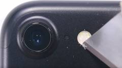 Így kínozzák az iPhone 7-et kép