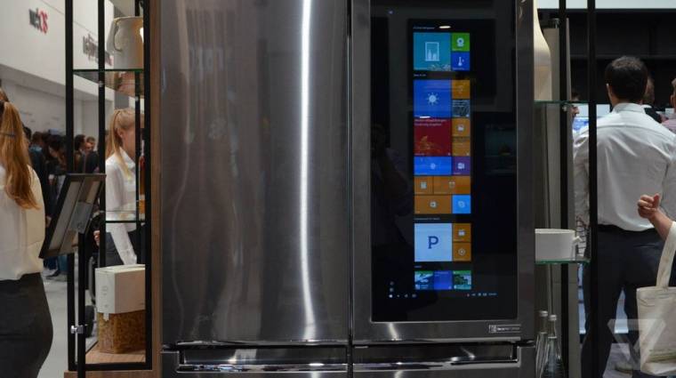 Windows 10 fut az LG hűtőszekrényén kép