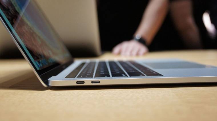 Sokba kerül az iPhone-t az új MacBook Prohoz csatlakoztatni kép