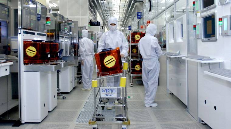 Az Intel helyett a Samsung lesz a világ legnagyobb chipgyártója kép