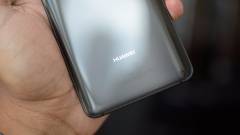 A Huaweinek is van összecsukható okostelefonja kép