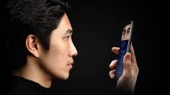 3D-s arcfelismerésre vált a Galaxy S9 kép
