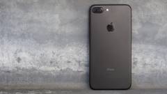 Az Apple bevallotta: direkt lassítja az iPhone-okat kép