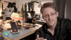 Így csinál megfigyelőrendszert a régi mobilodból Edward Snowden kép