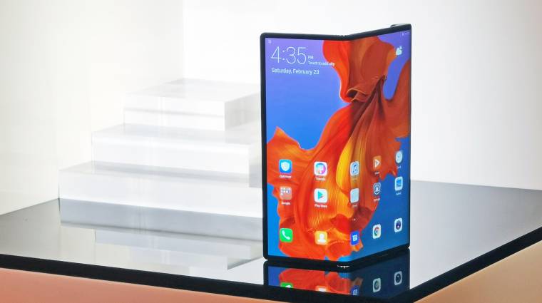 Androidot telepítenek a Huawei összehajtható mobiljára kép