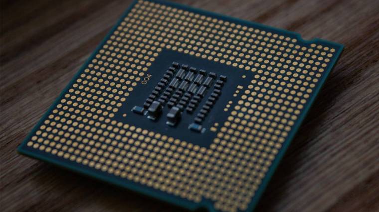 Döbbenet: 14 nm-en ragadhatnak az Intel processzorok? kép